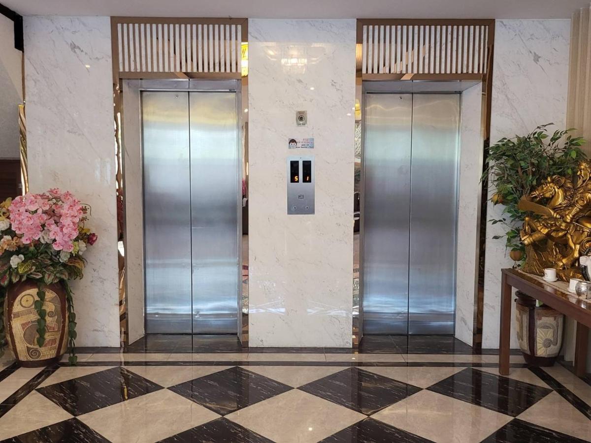 Hotel Three Seasons Bangkok Exterior foto