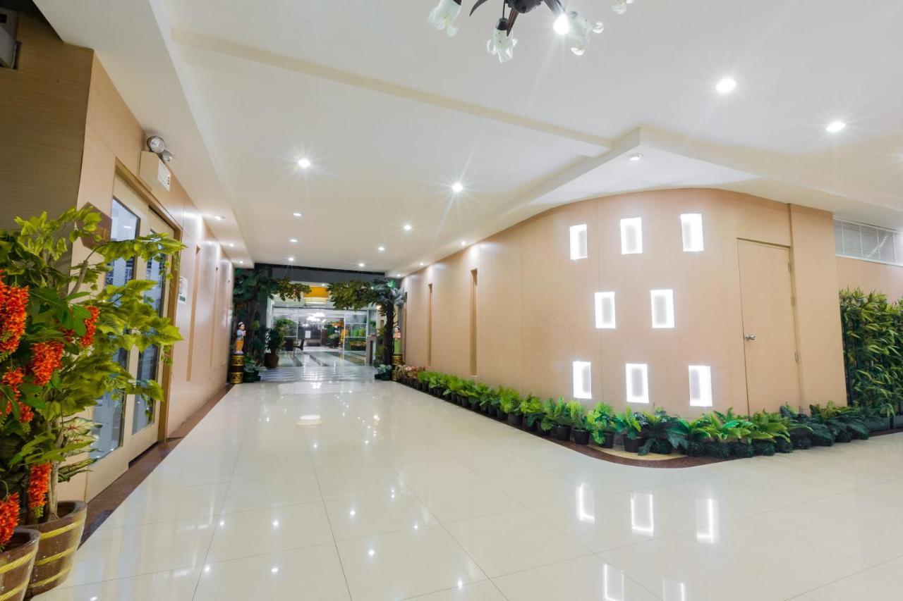 Hotel Three Seasons Bangkok Exterior foto